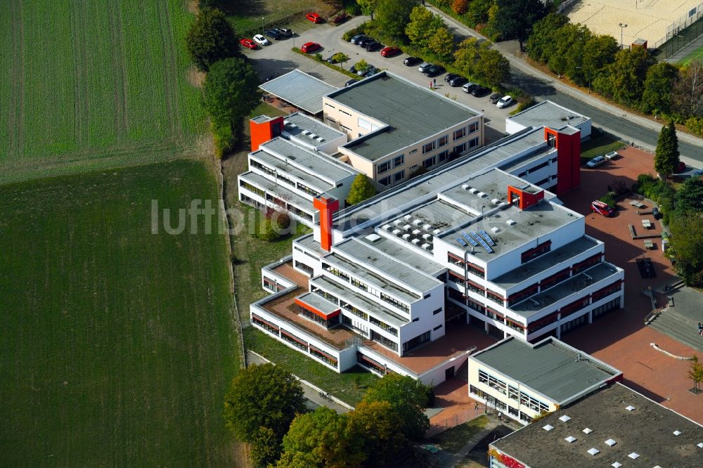 Georgsmarienhütte von oben - Schulgebäude des Gymnasiums Oesede in Georgsmarienhütte im Bundesland Niedersachsen, Deutschland