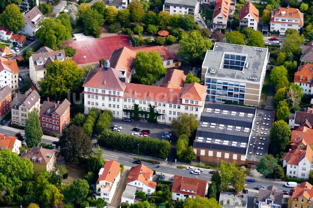 Göttingen aus der Vogelperspektive: Schulgebäude des Hainberg-Gymnasiums Göttingen in Göttingen im Bundesland Niedersachsen, Deutschland