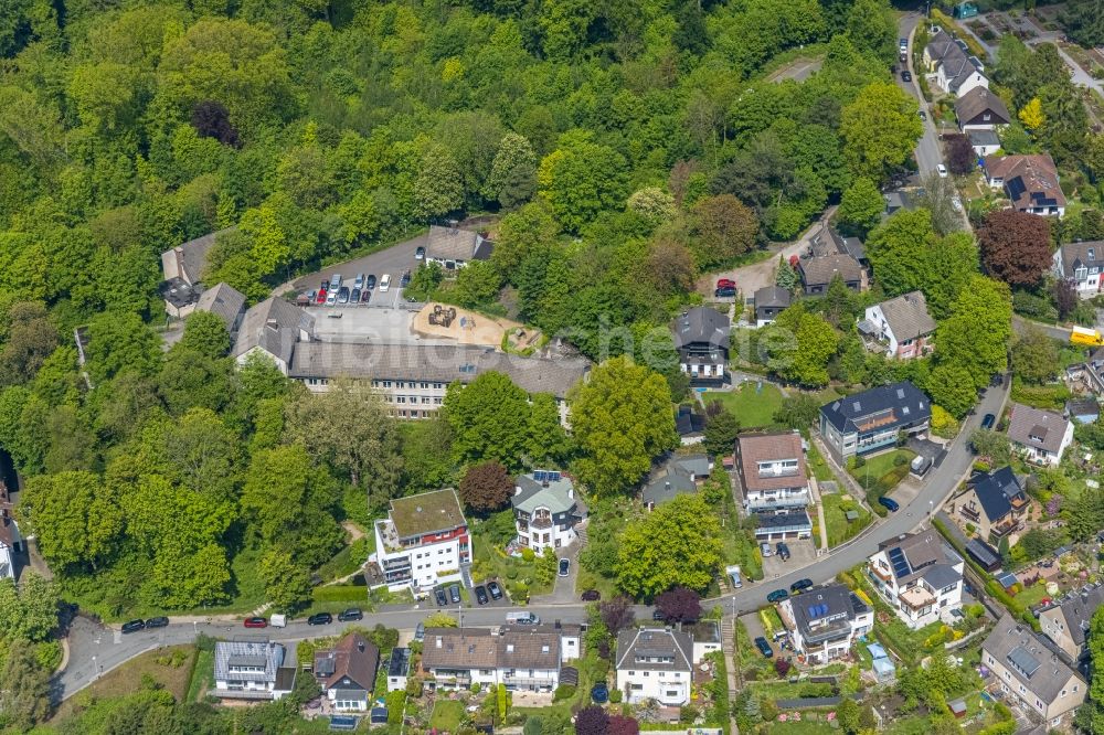 Kettwig aus der Vogelperspektive: Schulgebäude der Jakob Muth-Schule in Kettwig im Bundesland Nordrhein-Westfalen, Deutschland