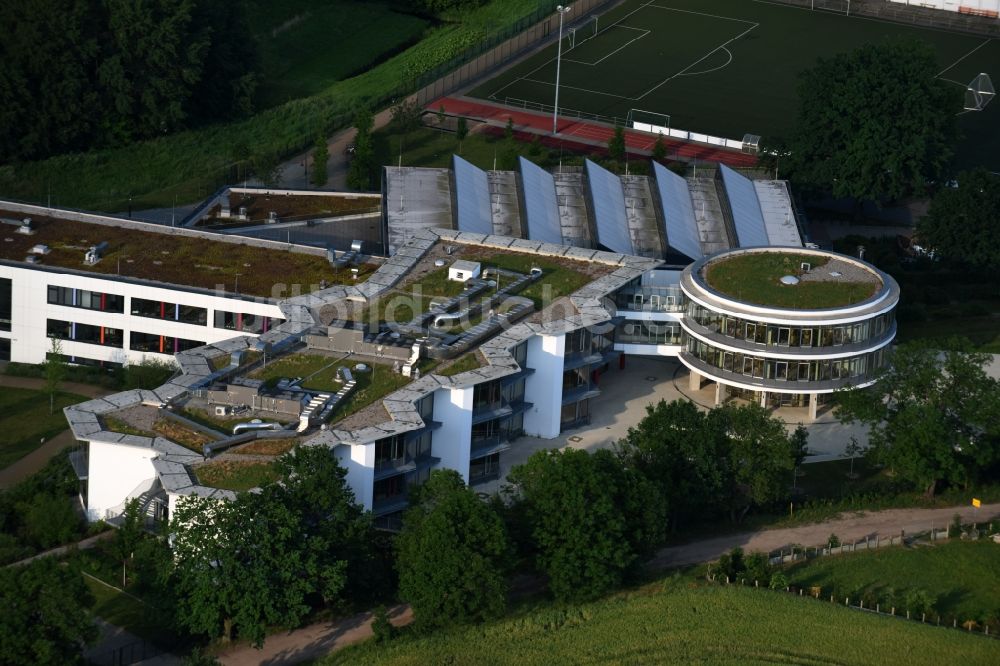 Luftbild Mühlenbecker Land - Schulgebäude der Käthe-Kollwitz-Gesamtschule am Kirschweg in Mühlenbecker Land im Bundesland Brandenburg