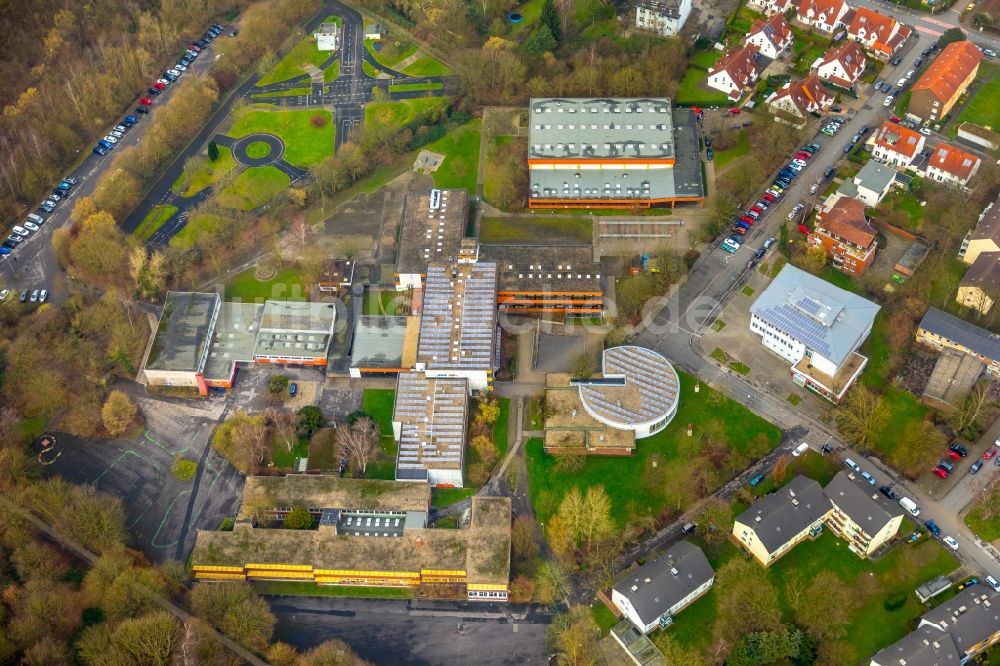 Lünen von oben - Schulgebäude der Käthe-Kollwitz-Gesamtschule in Lünen im Bundesland Nordrhein-Westfalen, Deutschland