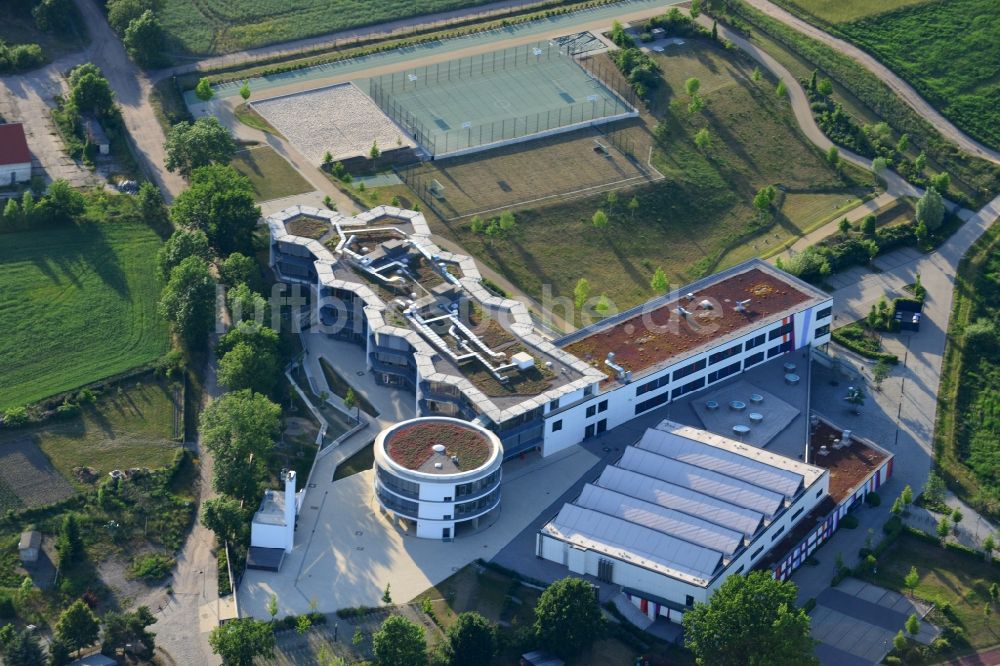 Luftbild Mühlenbecker Land - Schulgebäude der Käthe-Kollwitz-Gesamtschule in Mühlenbecker Land im Bundesland Brandenburg