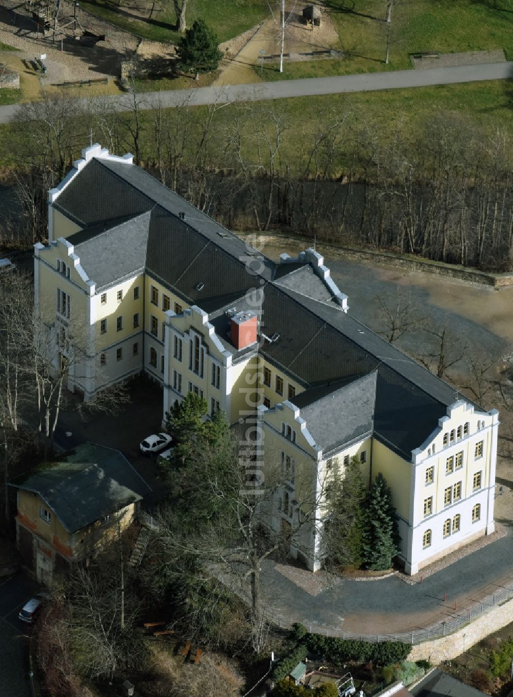 Döbeln von oben - Schulgebäude der Lernbehindertenschule Pestalozzi in Döbeln im Bundesland Sachsen