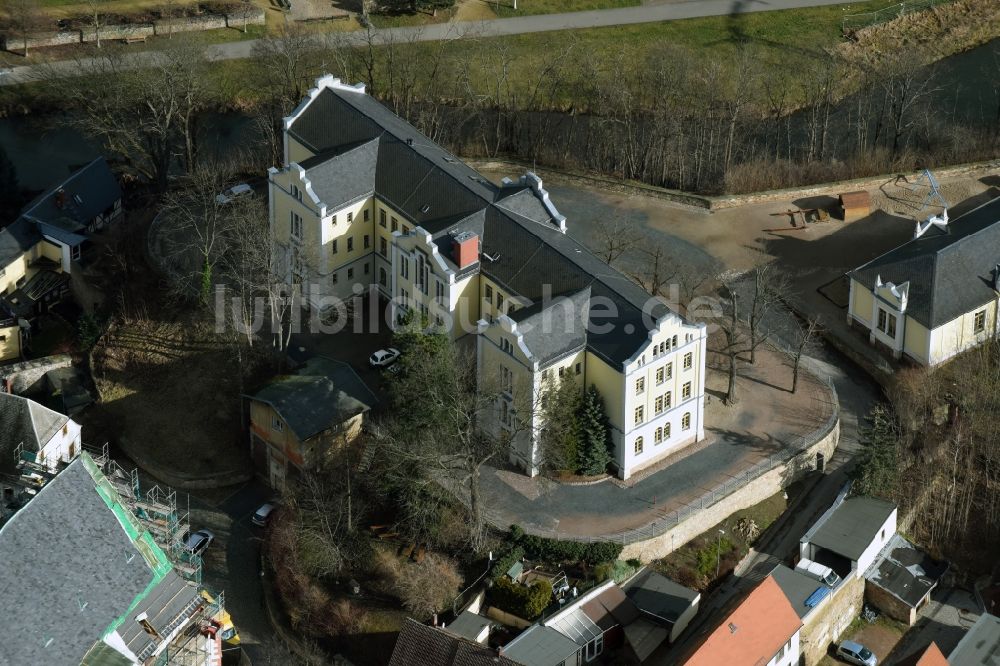 Döbeln aus der Vogelperspektive: Schulgebäude der Lernbehindertenschule Pestalozzi in Döbeln im Bundesland Sachsen