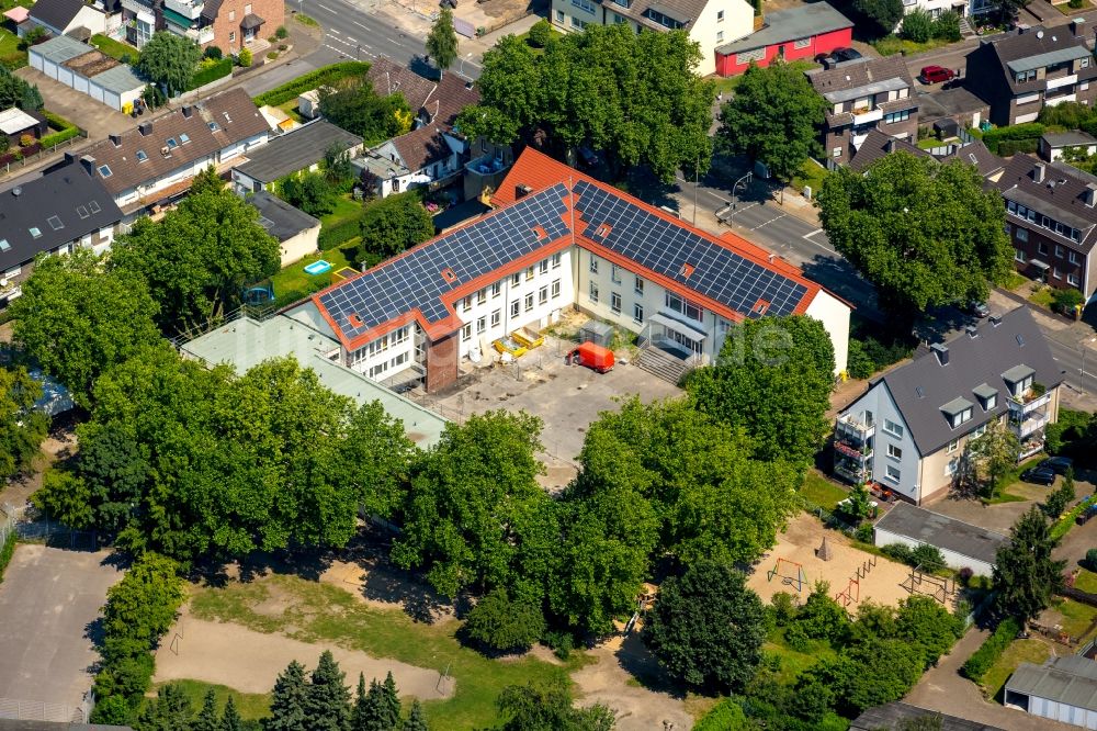 Luftbild Bottrop - Schulgebäude der Ludgerusschule in Bottrop im Bundesland Nordrhein-Westfalen