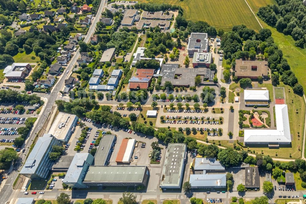 Luftaufnahme Dortmund - Schulgebäude am Marsbruch an der Marsbruchstraße in Dortmund im Bundesland Nordrhein-Westfalen, Deutschland