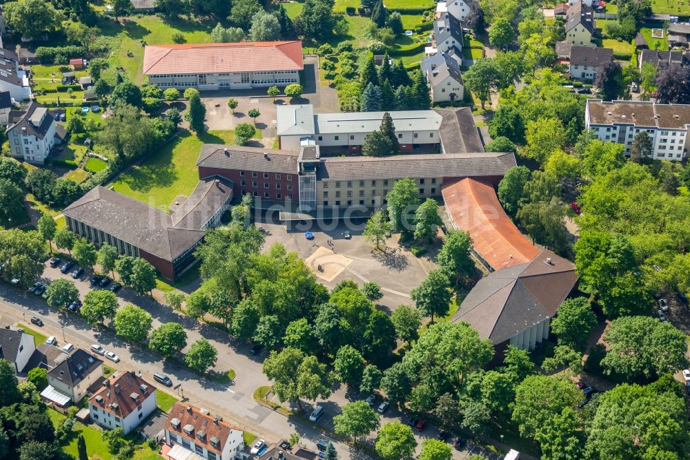 Luftbild Bochum - Schulgebäude der Märkische Schule im Ortsteil Wattenscheid in Bochum im Bundesland Nordrhein-Westfalen, Deutschland