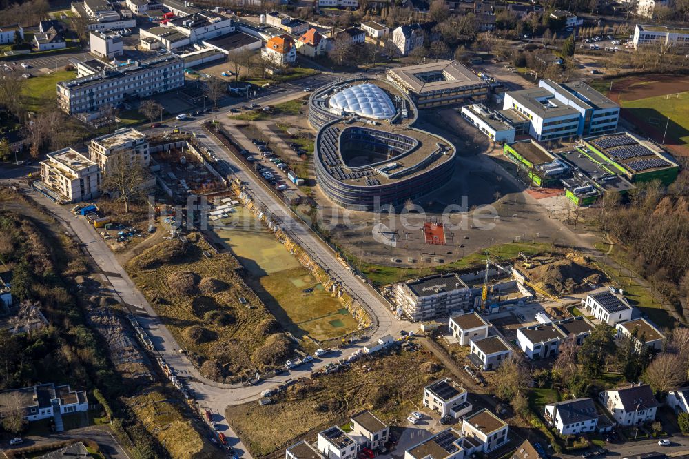 Luftbild Bochum - Schulgebäude Neues Gymnasium Bochum an der Querenburger Straße in Bochum im Bundesland Nordrhein-Westfalen, Deutschland