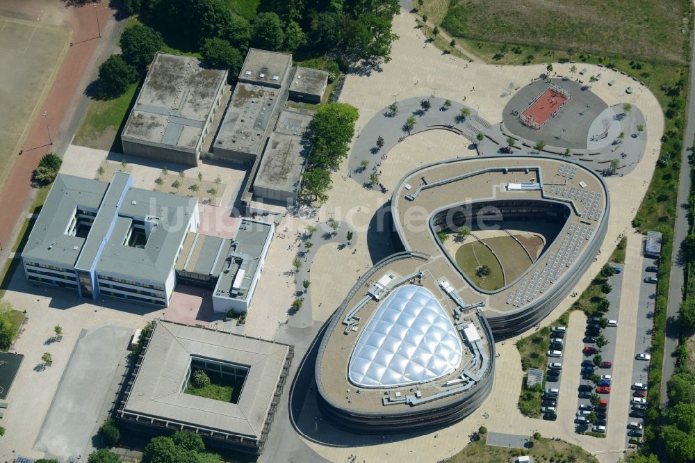 Luftbild Bochum - Schulgebäude Neues Gymnasium Bochum im Stadtteil Wiemelhausen in Bochum im Bundesland Nordrhein-Westfalen