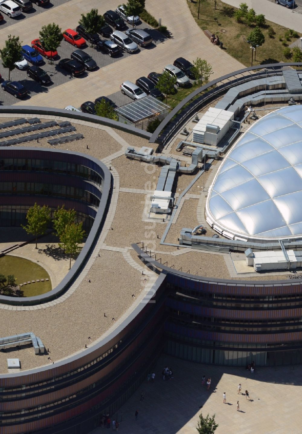 Luftbild Bochum - Schulgebäude Neues Gymnasium Bochum im Stadtteil Wiemelhausen in Bochum im Bundesland Nordrhein-Westfalen