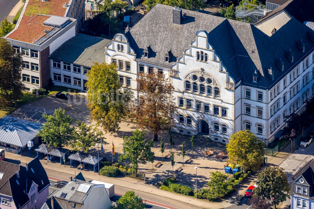 Luftaufnahme Velbert - Schulgebäude des Nikolaus-Ehlen-Gymnasium in Velbert im Bundesland Nordrhein-Westfalen, Deutschland