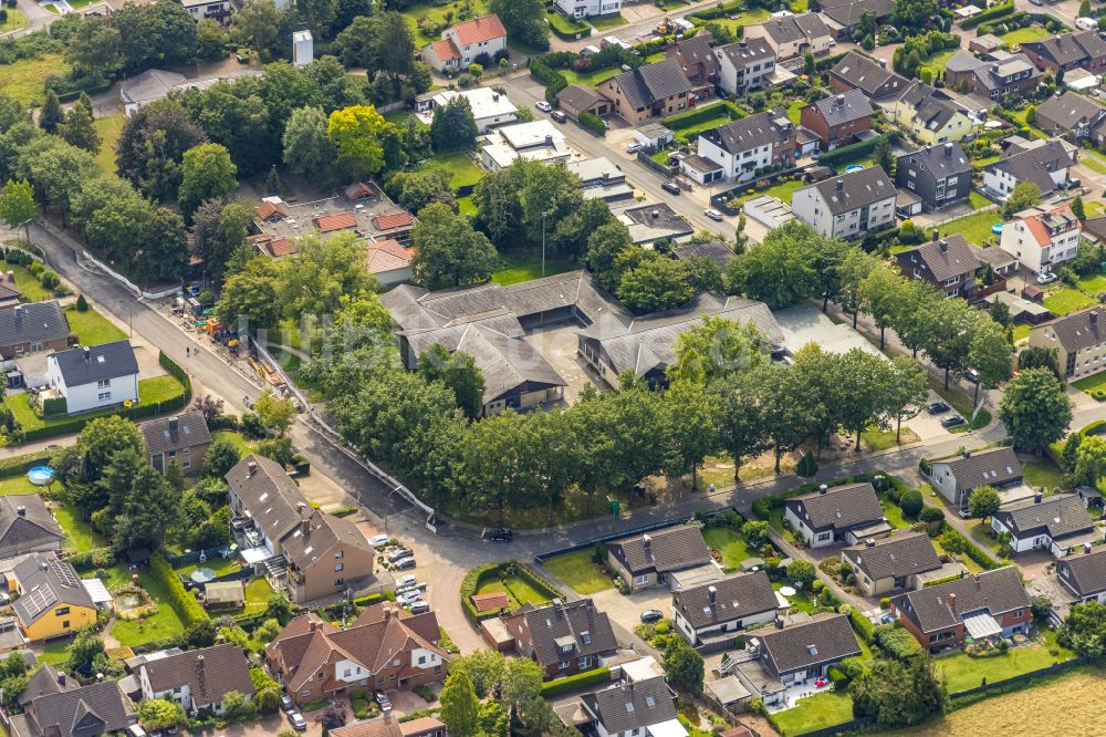 Luftbild Bergkamen - Schulgebäude Overberger Schule in Bergkamen im Bundesland Nordrhein-Westfalen, Deutschland