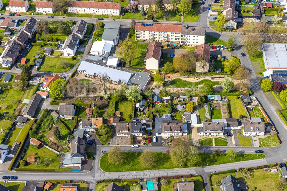 Bönen von oben - Schulgebäude der Pestalozzischule in Bönen im Bundesland Nordrhein-Westfalen, Deutschland