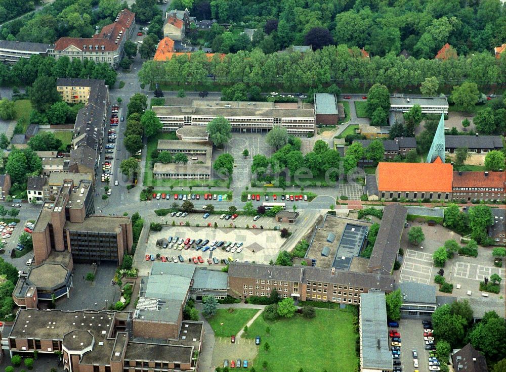 Wesel von oben - Schulgebäude der Realschule Mitte an der Martinistraße in Wesel im Bundesland Nordrhein-Westfalen