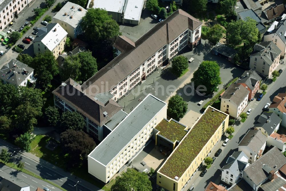 Gießen von oben - Schulgebäude der Ricarda-Huch-Schule in der Dammstraße in Gießen im Bundesland Hessen, Deutschland