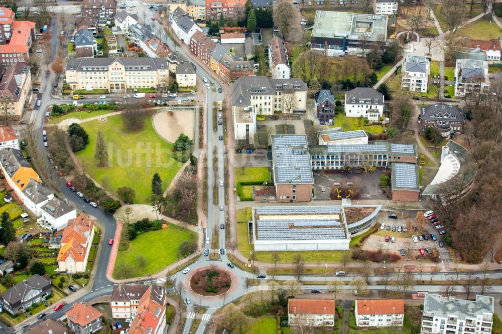 Luftbild Gladbeck - Schulgebäude des Riesener-Gymnasiums in Gladbeck im Bundesland Nordrhein-Westfalen