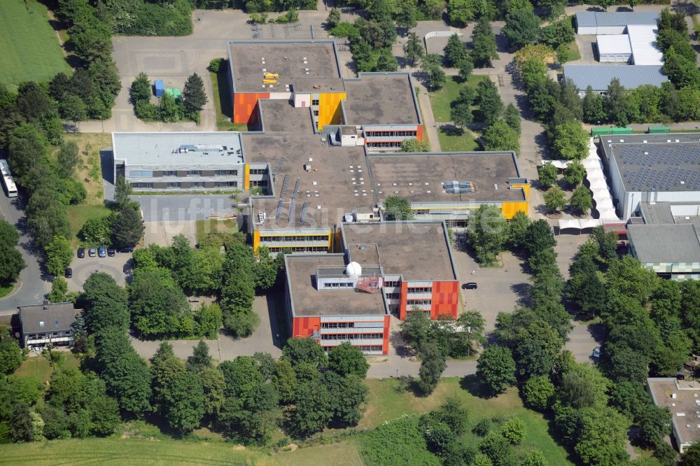 Luftaufnahme Bad Salzuflen - Schulgebäude des Rudolf-Brandes-Gymnasium Lohfeld in Bad Salzuflen im Bundesland Nordrhein-Westfalen