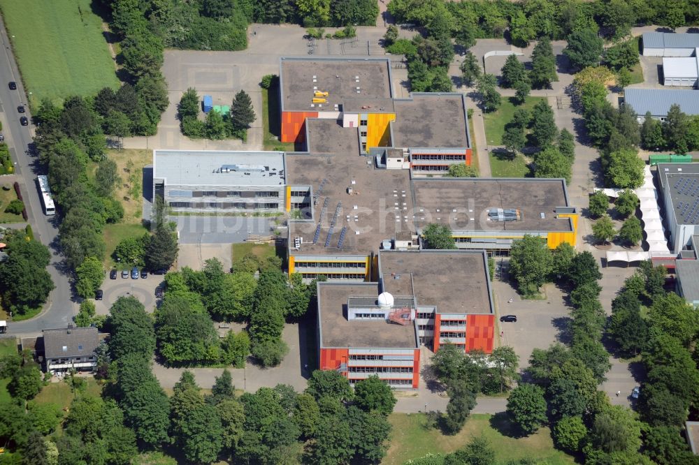 Bad Salzuflen von oben - Schulgebäude des Rudolf-Brandes-Gymnasium Lohfeld in Bad Salzuflen im Bundesland Nordrhein-Westfalen