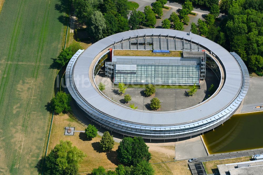 Flöha von oben - Schulgebäude Samuel-von-Pufendorf-Gymnasium in Flöha im Bundesland Sachsen, Deutschland