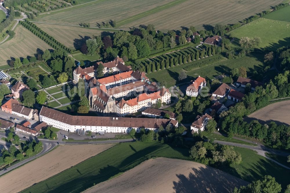 Salem von oben - Schulgebäude der Schule Schloss Salem in Salem im Bundesland Baden-Württemberg, Deutschland