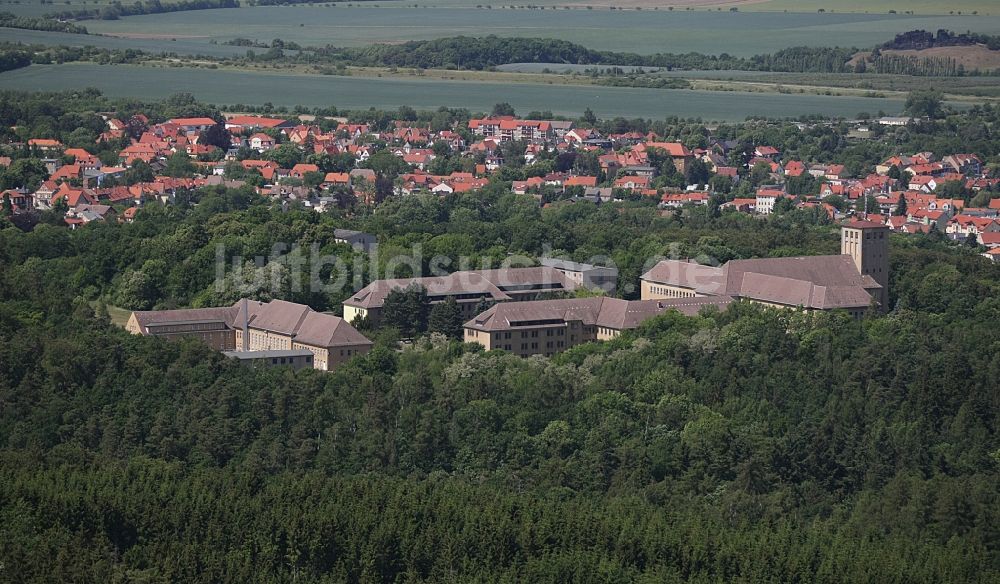 Luftbild Ballenstedt - Schulgebäude Schulungszentrum Großer Ziegenberg in Ballenstedt im Bundesland Sachsen-Anhalt, Deutschland