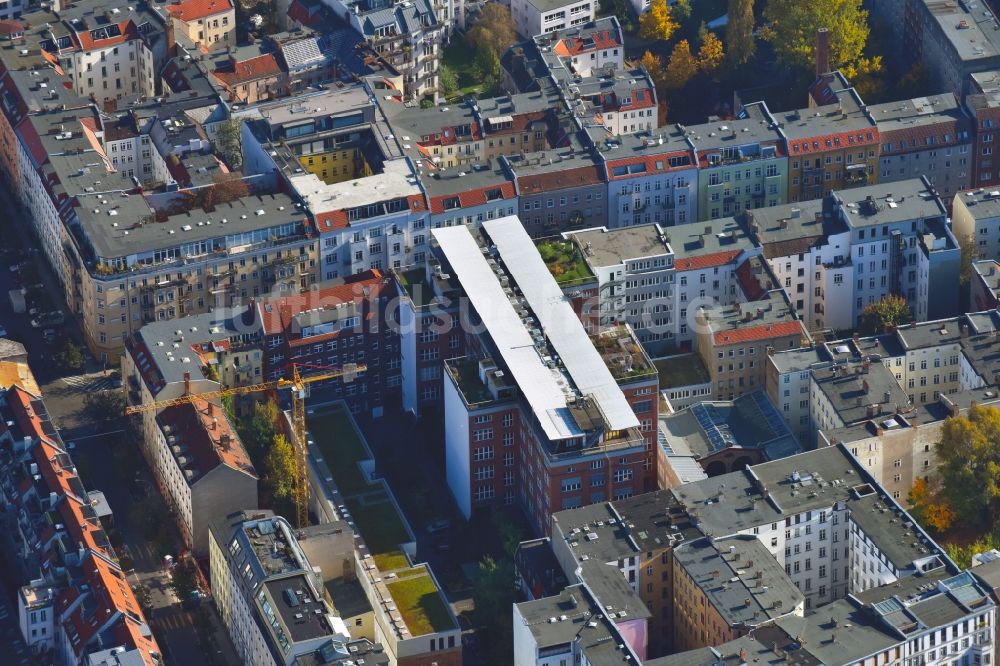 Luftbild Berlin - Schulgebäude der Sprachschule des did deutsch-institut Berlin im Ortsteil Mitte in Berlin, Deutschland