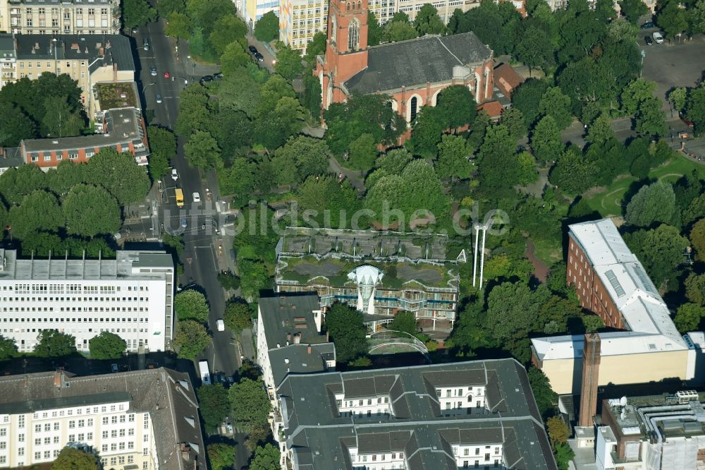 Berlin aus der Vogelperspektive: Schulgebäude der Spreewald-Grundschule an der Pallasstraße im Ortsteil Tempelhof-Schöneberg in Berlin, Deutschland