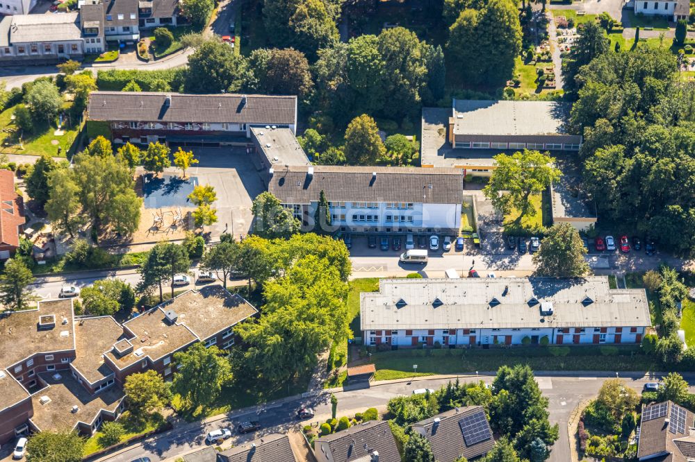 Luftaufnahme Gevelsberg - Schulgebäude der Stadt Silschede am Brandteich in Gevelsberg im Bundesland Nordrhein-Westfalen - NRW, Deutschland