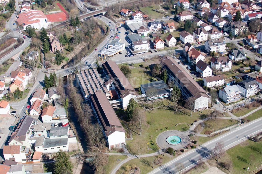 Eberbach von oben - Schulgebäude der Theodor-Frey-Schule in Eberbach im Bundesland Baden-Württemberg