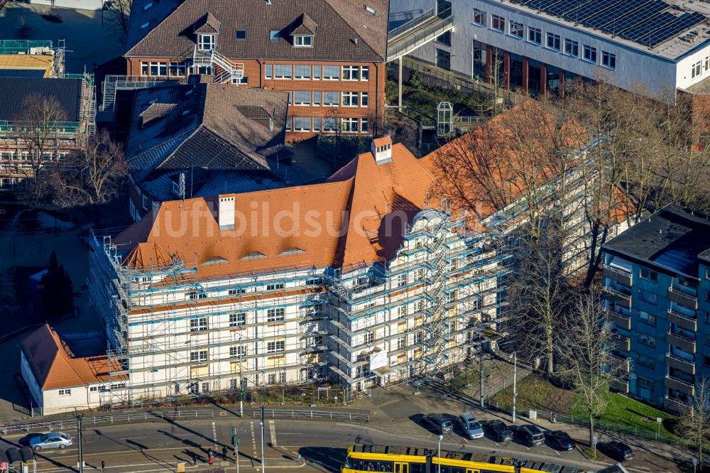 Luftaufnahme Styrum - Schulgebäude Willy-Brandt-Schule in Styrum im Bundesland Nordrhein-Westfalen, Deutschland