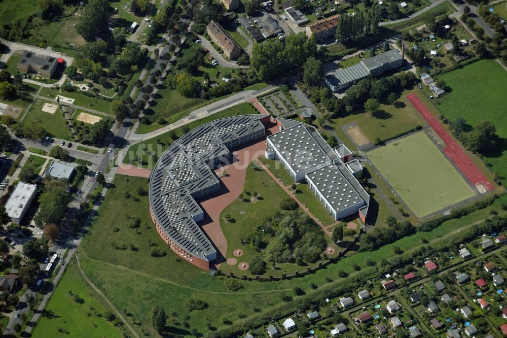 Luftbild Ahrensfelde - Schulgelände und Gebäudekomplex des Barnim Gymnasium in Ahrensfelde im Bundesland Brandenburg