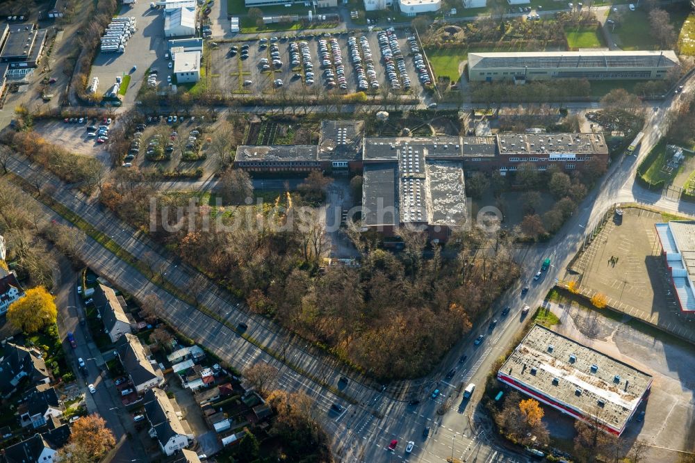 Gelsenkirchen aus der Vogelperspektive: Schulgelände und Gebäudekomplex des Berufsfortbildungswerk Gem. Bildungseinrichtung des Deutsch. Gewerksch. gGmbH in Gelsenkirchen im Bundesland Nordrhein-Westfalen