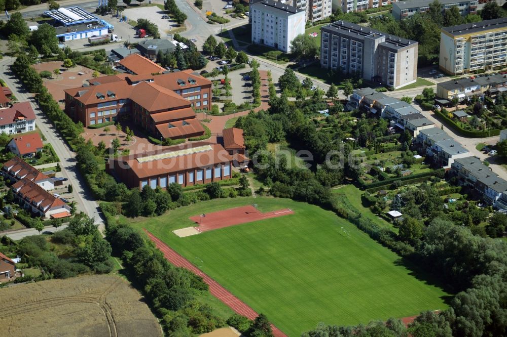 Teterow aus der Vogelperspektive: Schulgelände und Gebäudekomplex der Gymnasiums - Europaschule Teterow in Teterow im Bundesland Mecklenburg-Vorpommern