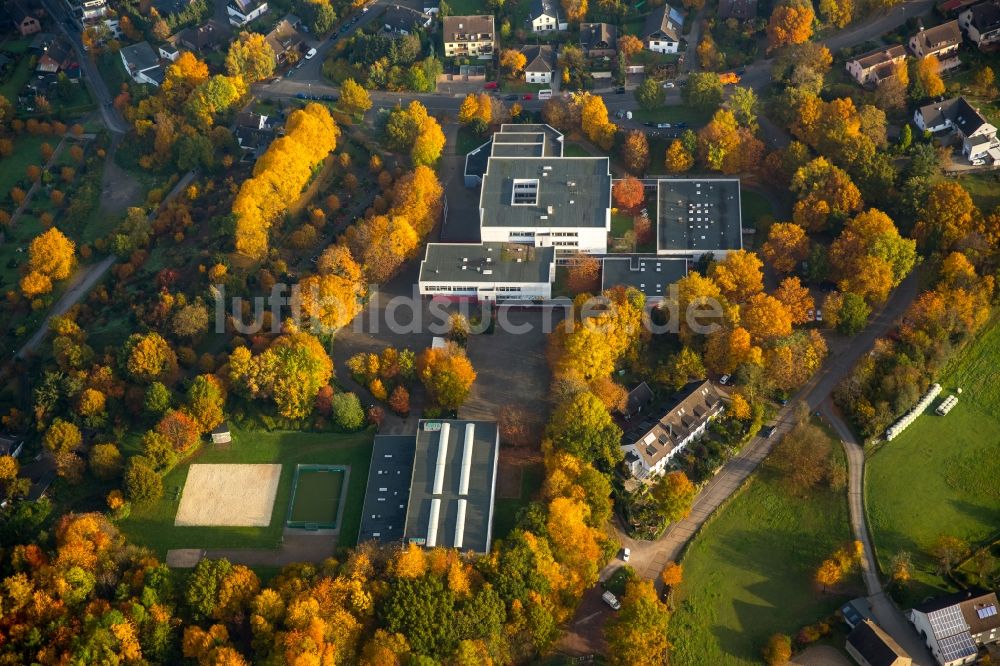 Witten aus der Vogelperspektive: Schulgelände und Gebäudekomplex der Hardenstein Gesamtschule Herbede in Witten im Bundesland Nordrhein-Westfalen