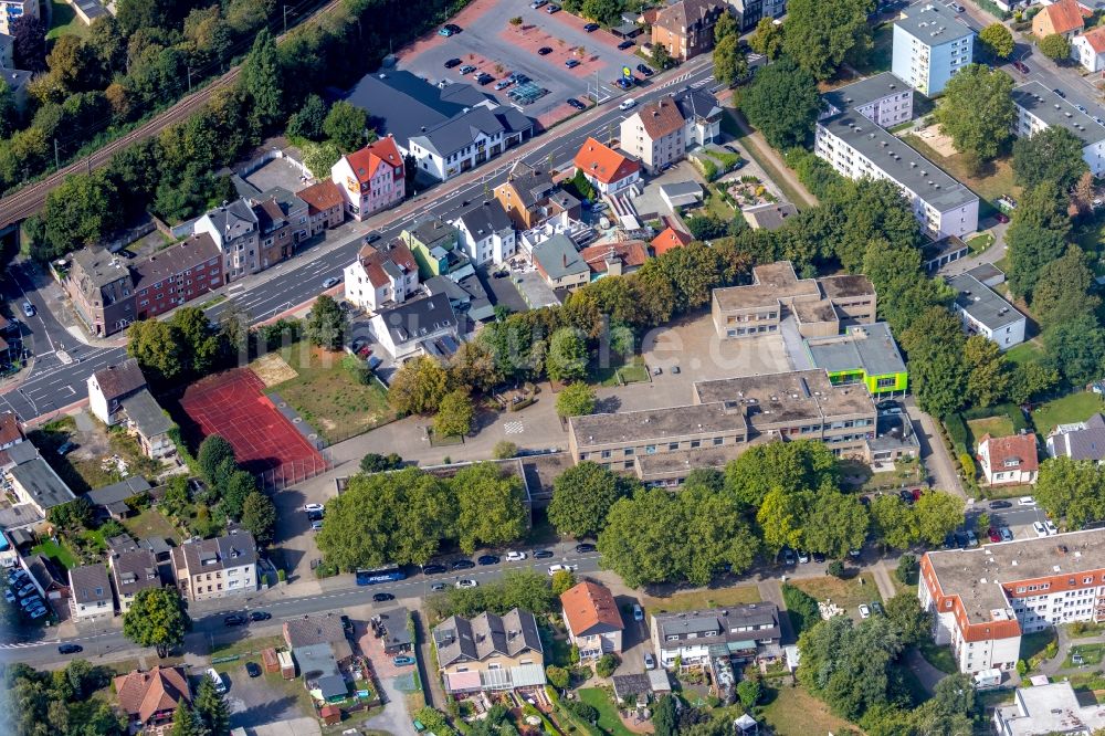 Luftaufnahme Hamm - Schulgelände und Gebäudekomplex der Karlschule in der Westberger Straße in Hamm im Bundesland Nordrhein-Westfalen, Deutschland