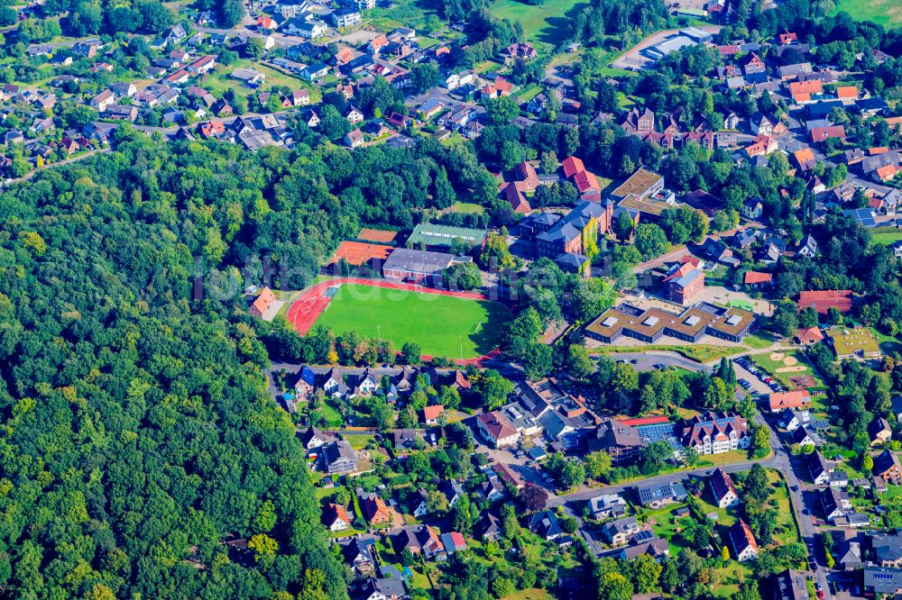 Luftbild Geestland - Schulgelände mit Sportplatz Niedersächsische Internatsgymnasium in Bad Berderkesa im Bundesland Niedersachsen, Deutschland