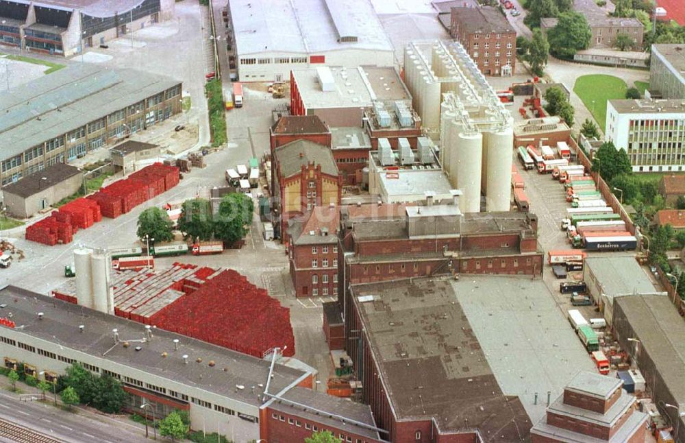 Luftaufnahme Berlin / Hohenschönhausen - Schultheiß-Brauerei Berlin-Weißensee an der Indira-Ghandi Straße 66-69 in 13053 Berlin (Tel.: 96090)