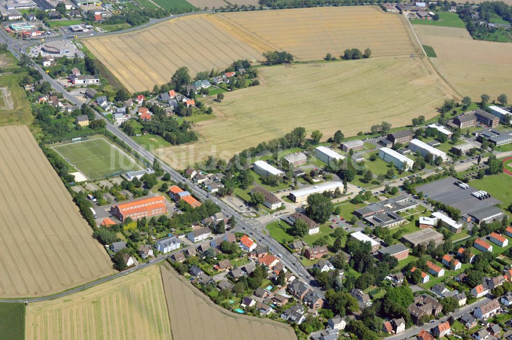 Unna von oben - Schulungszentrum mit Lagerhalle in Unna in Nordrhein-Westfalen