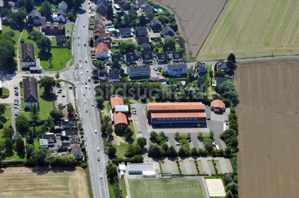 Unna aus der Vogelperspektive: Schulungszentrum mit Lagerhalle in Unna in Nordrhein-Westfalen