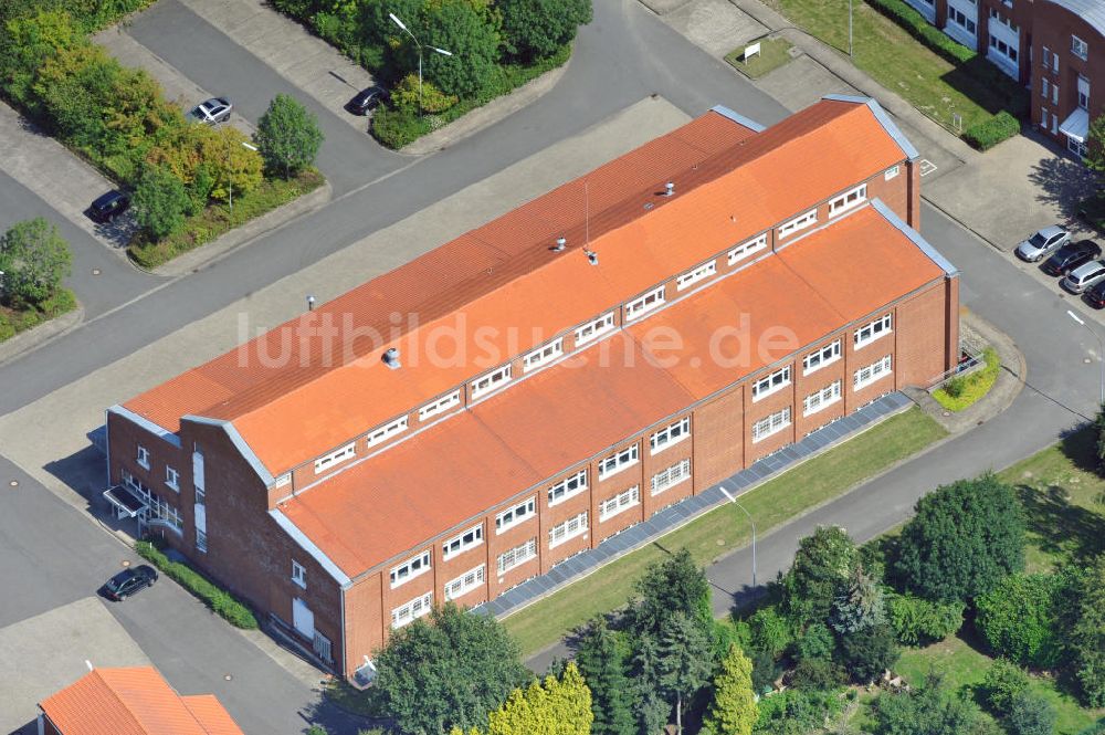 Unna aus der Vogelperspektive: Schulungszentrum mit Lagerhalle in Unna in Nordrhein-Westfalen