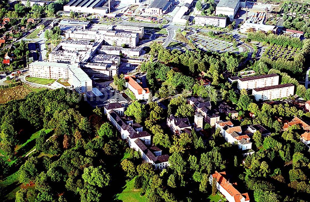 Luftbild Schwerin / Mecklenburg Vorpommern - Schwerin / Mecklenburg Vorpommern Blick auf das Gelände des Klinikums Medizinisches Zentrum Schwerin im Norden der Stadt in Mecklenburg Vorpommern Adresse: Auskunft des Klinikums Wismarsche Str