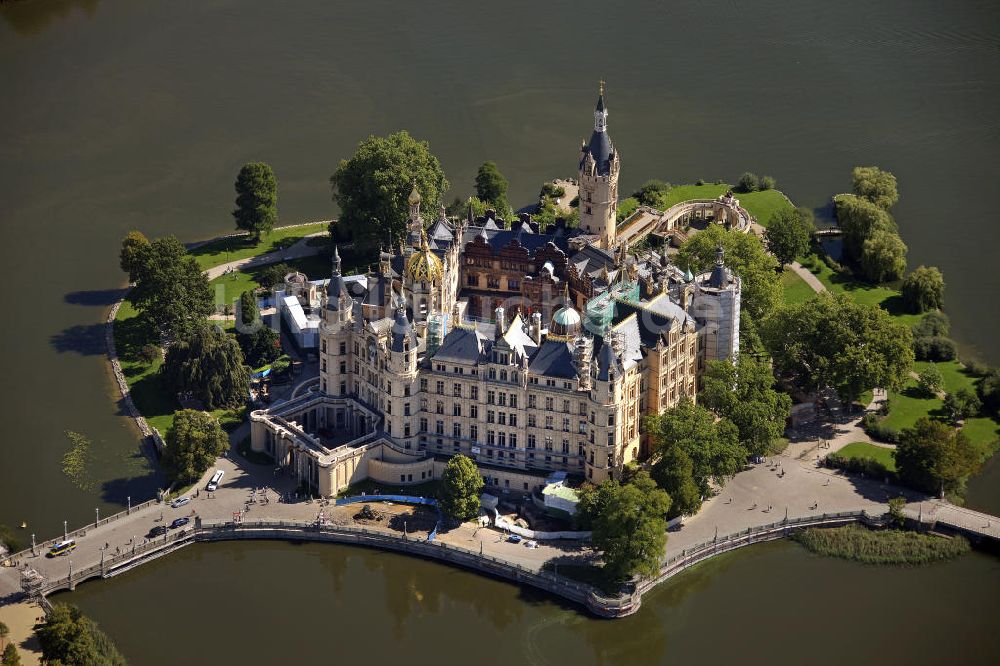 Luftbild Schwerin - Schweriner Schloss