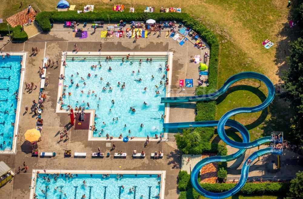 Hamm aus der Vogelperspektive: Schwimmbecken am Freibad der Freizeiteinrichtung Freibad Süd in Hamm im Bundesland Nordrhein-Westfalen