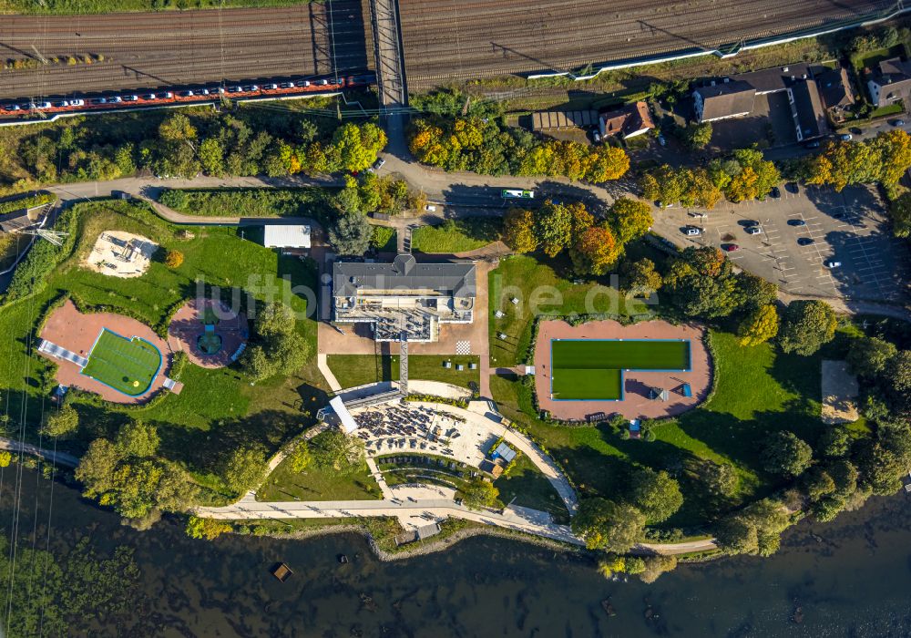 Hagen von oben - Schwimmbecken des Freibades - Familienbad im Ortsteil Hengstey in Hagen im Bundesland Nordrhein-Westfalen, Deutschland