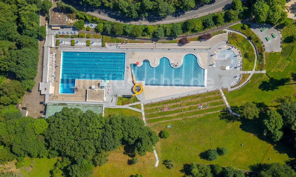 Luftbild Witten - Schwimmbecken des Freibades des Freibad Annen an der Herdecker Str in Witten im Bundesland Nordrhein-Westfalen - NRW, Deutschland