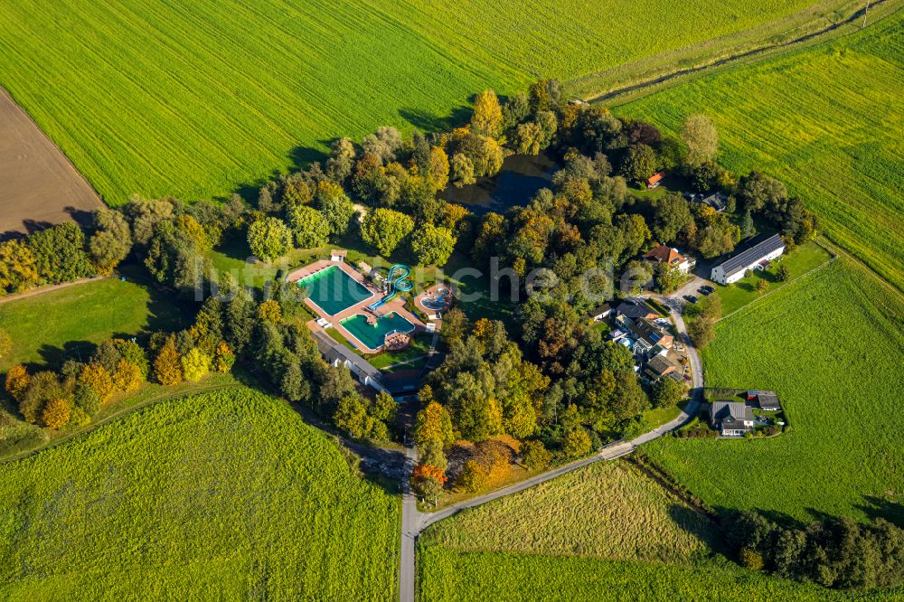 Luftaufnahme Selm - Schwimmbecken des Freibades Freibad Selm in Selm im Bundesland Nordrhein-Westfalen, Deutschland