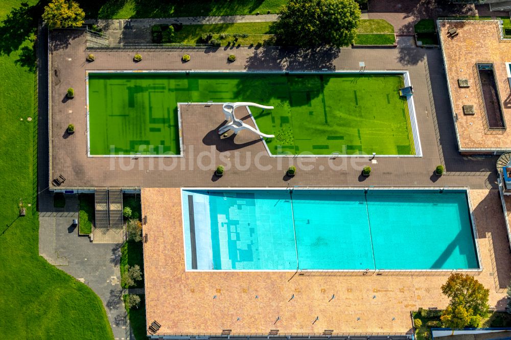 Luftbild Essen - Schwimmbecken des Freibades Grugabad in Essen im Bundesland Nordrhein-Westfalen