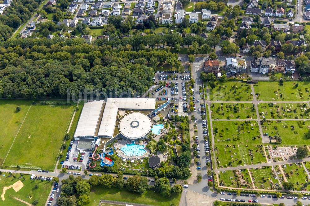 Hamm aus der Vogelperspektive: Schwimmbecken des Freibades Maximare Erlebnistherme Bad Hamm GmbH in Hamm im Bundesland Nordrhein-Westfalen, Deutschland