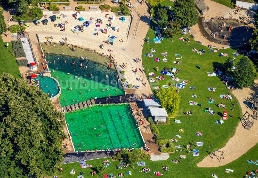 Dortmund aus der Vogelperspektive: Schwimmbecken des Freibades Naturfreibad Froschloch in Dortmund im Bundesland Nordrhein-Westfalen, Deutschland