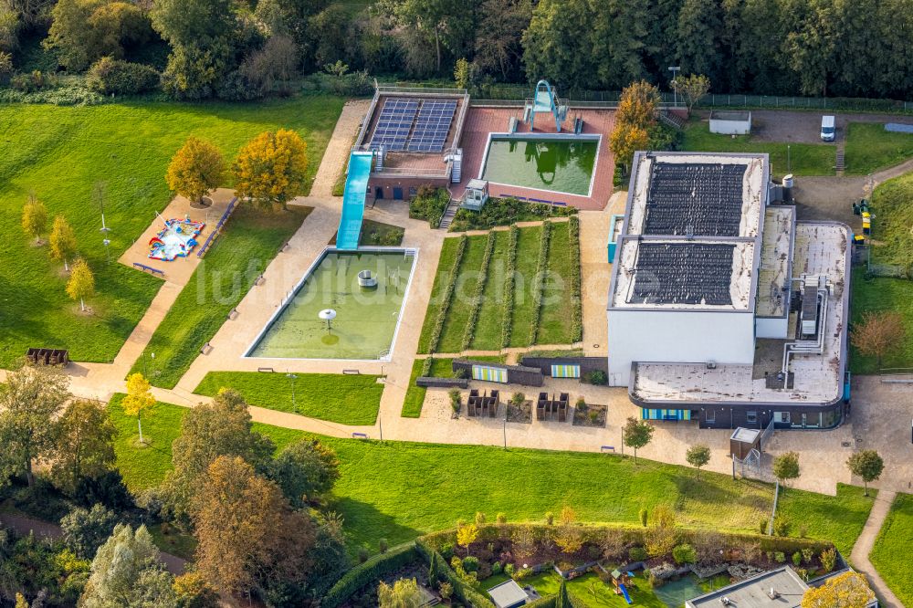 Kamp-Lintfort aus der Vogelperspektive: Schwimmbecken des Freibades Panoramabad Pappelsee an der Bertastraße in Kamp-Lintfort im Bundesland Nordrhein-Westfalen, Deutschland